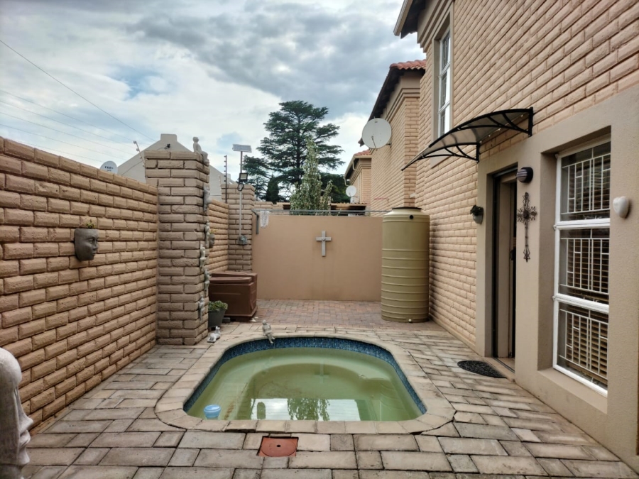 3 Bedroom Property for Sale in Parys Free State